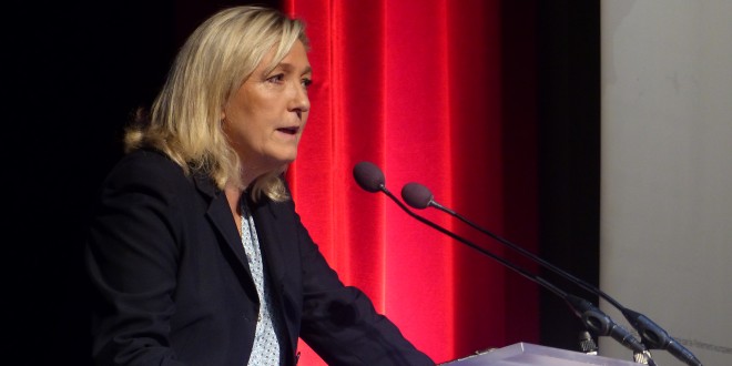 Marine Le Pen à Perpignan avec les députés européens du Front National