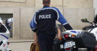 policiers